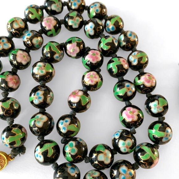 Vintage Floral Cloisonné Hand Knotted Beaded Necklace Set - Picture 2 of 5
